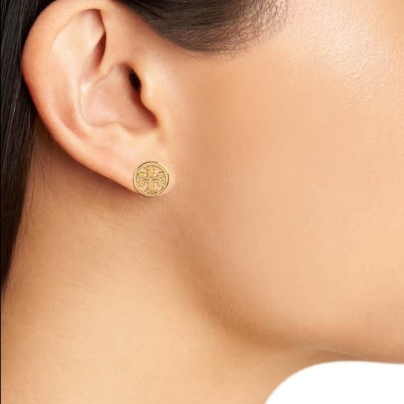 Round Tory Burch stud earrings - Picture 2 of 3